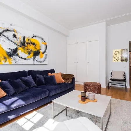 Designer 95m2 Downtown Kamppi Groups Apartment